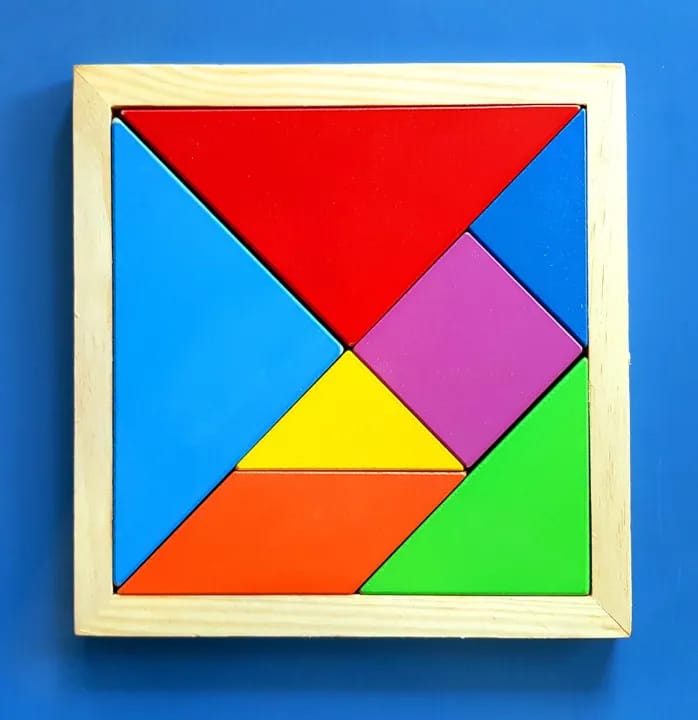 Fidtoy Casse-tête Tangram en Bois 7 Pièces, Tangram Classique en Bois avec 26 Défis, Casse-tête Portable pour le Développement de la Conscience Spatiale et la Résolution de Problèmes, 4 Ans et Plus