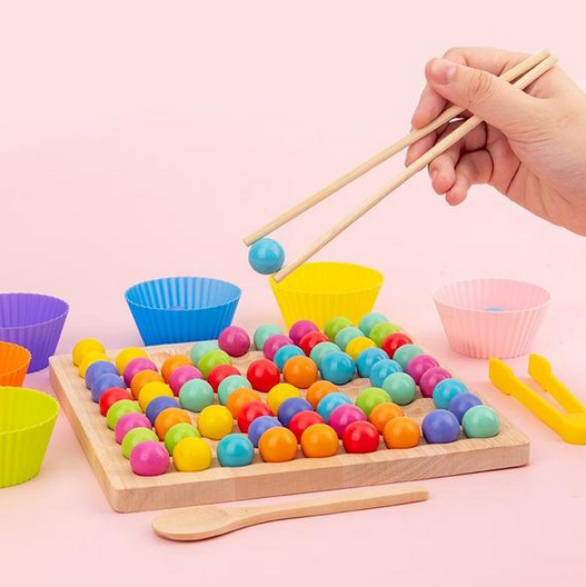Juego de cuentas con tablero de madera