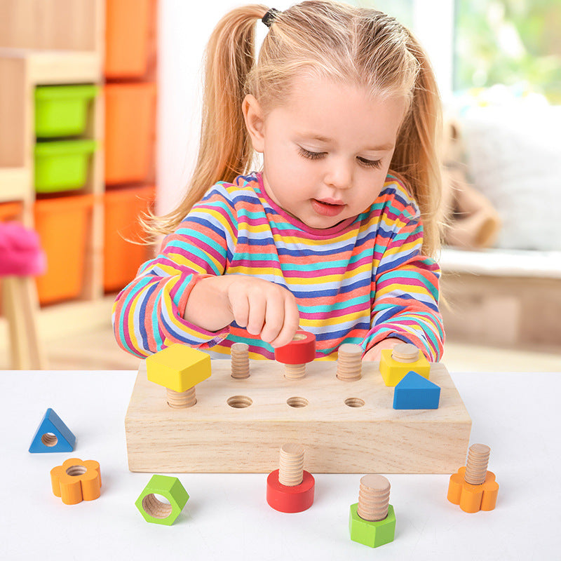 Juguete Montessori de madera con tuercas, tornillos y tablilla de actividades