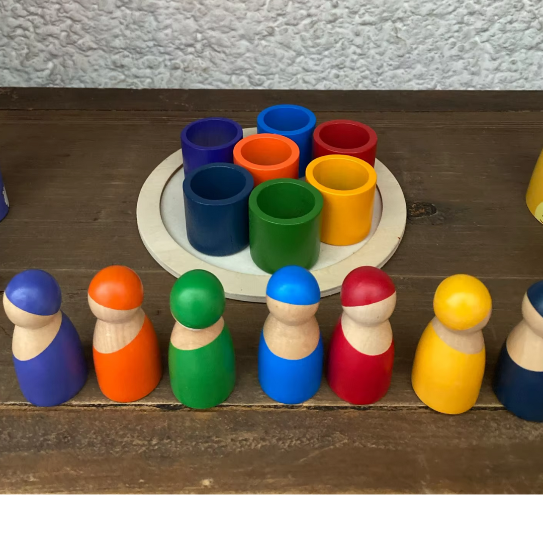 7 amigos arcoíris en vasos, muñecos de madera, juego de clasificación de colores para preescolares
