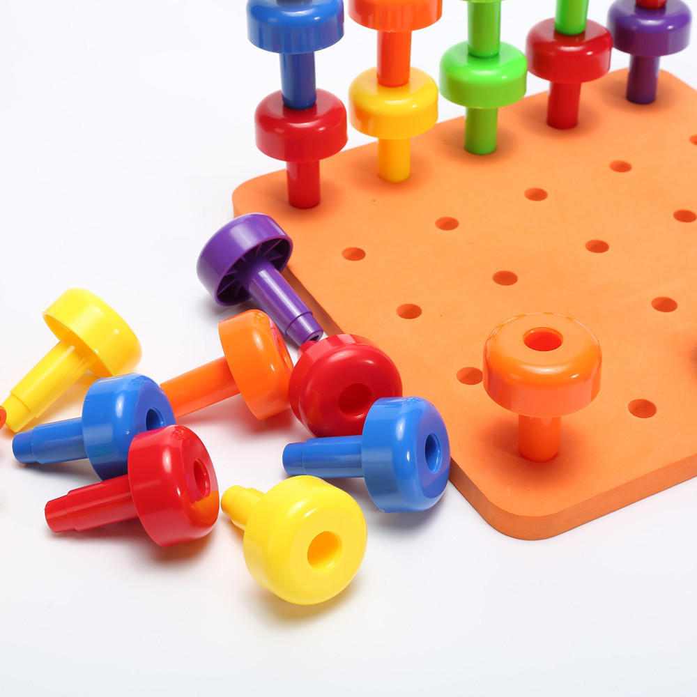 Tablero de clavijas Montessori