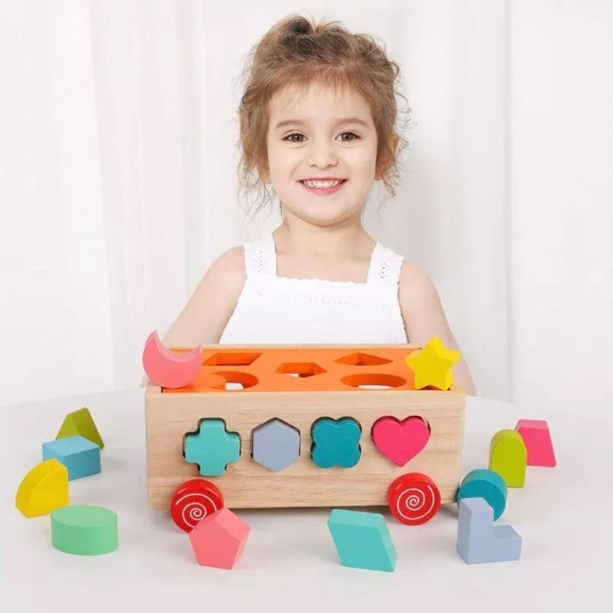 Caja de emparejamiento de formas Montessori