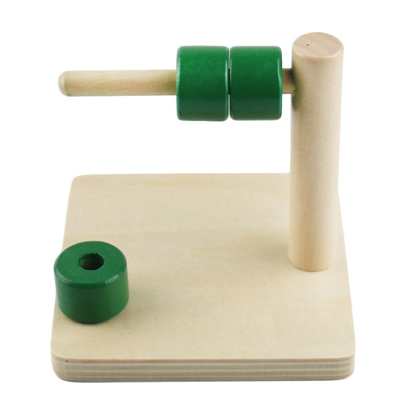 Fidtoy Disc on Horizontal Dowel