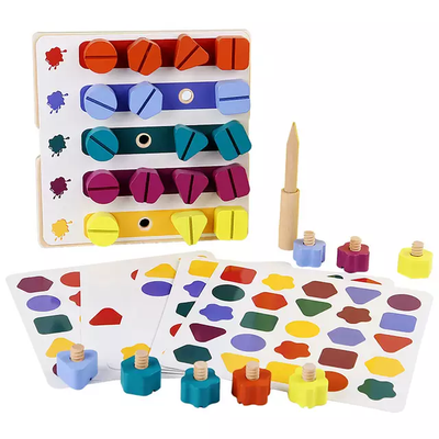 Tablero de destornilladores de madera para emparejar colores