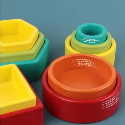 Torre apilable Montessori