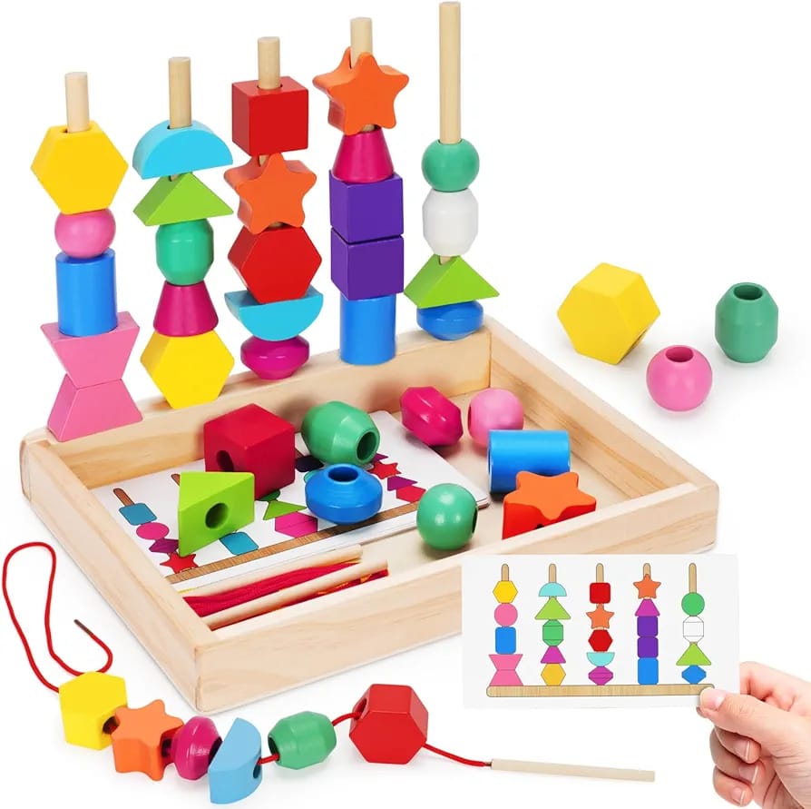 Kit d'enfilage de perles en bois avec cinq ensembles de colonnes de formes - 514