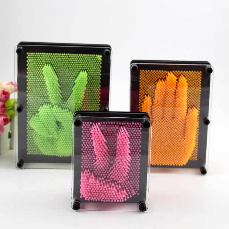 Fidtoy 3D Pin Art Toy Rainbow Sensory Impression Board for Kids | Creativity & Fine Motor Skills