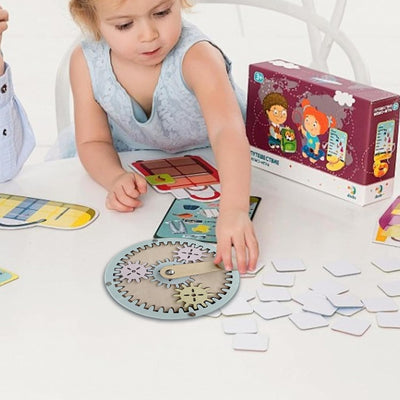 Kids Busy Board Wooden Gear Toy for 2-3 Year Old Children Gear Toy with Manual Crank