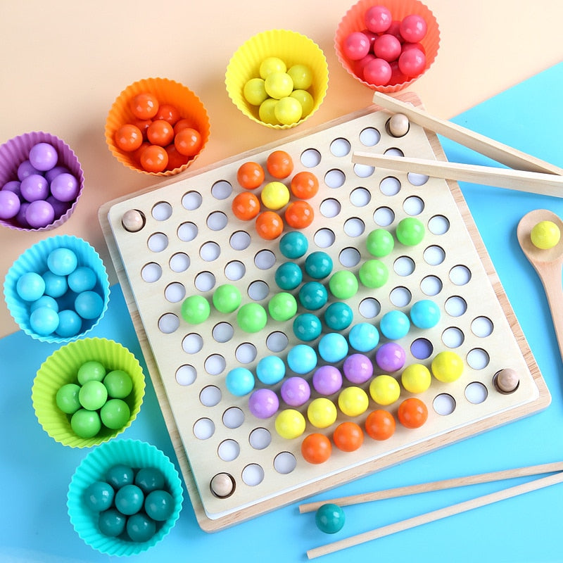 Jouet Montessori en bois avec perles à clipser – Ensemble d'entraînement à la motricité fine et à la coordination œil-main pour les tout-petits de 3 à 6 ans