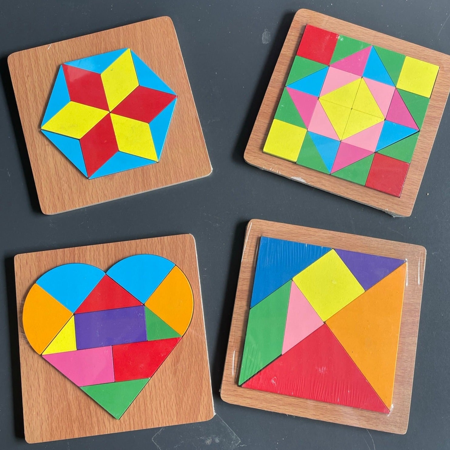 Formes géométriques simples en bois, puzzle cœur