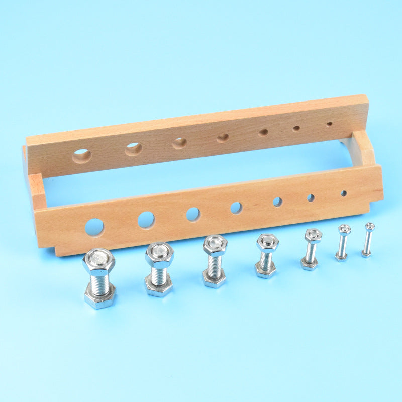Tablero Montessori de tornillos y tuercas estilo B