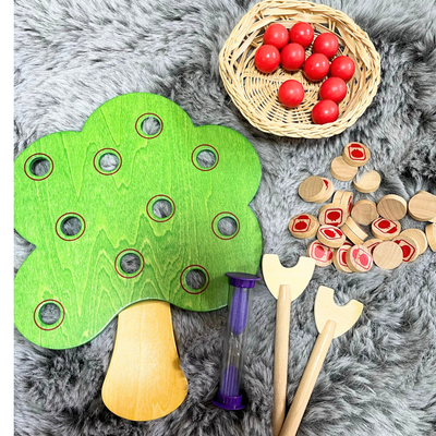 Bandeja de clavijas de árbol de manzana Montessori para contar B