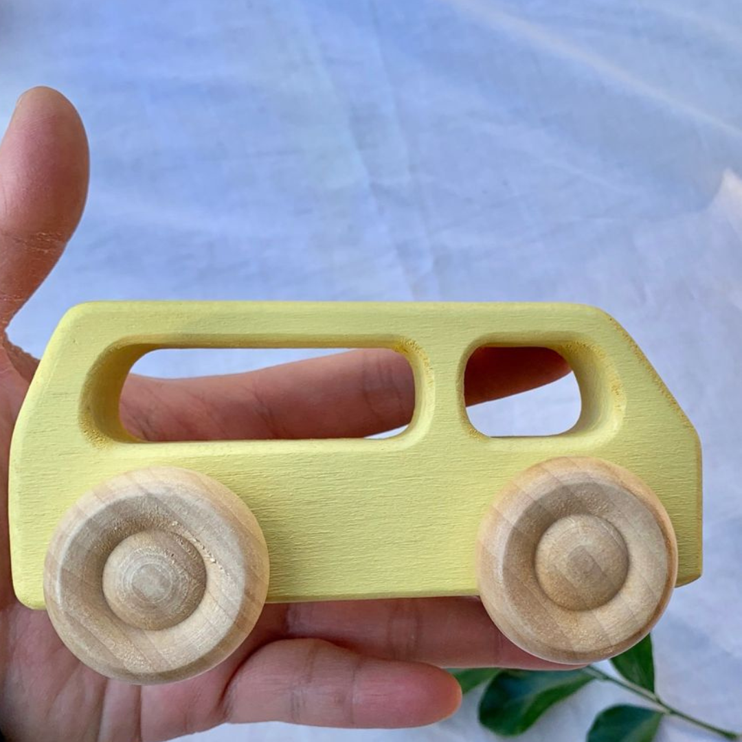 Voitures et poupées arc-en-ciel en bois – Ensemble de 10 pièces