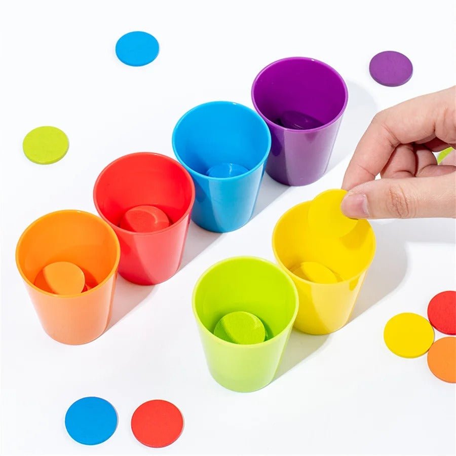 Juego de apilar vasos para clasificar colores