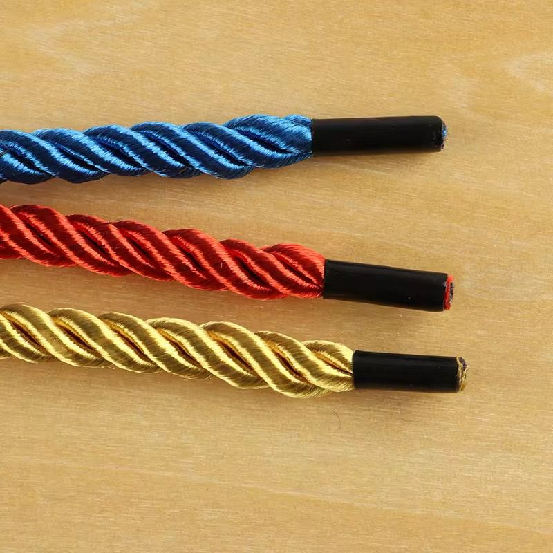 Planche de tressage Montessori - Activité de vie pratique pour la motricité fine