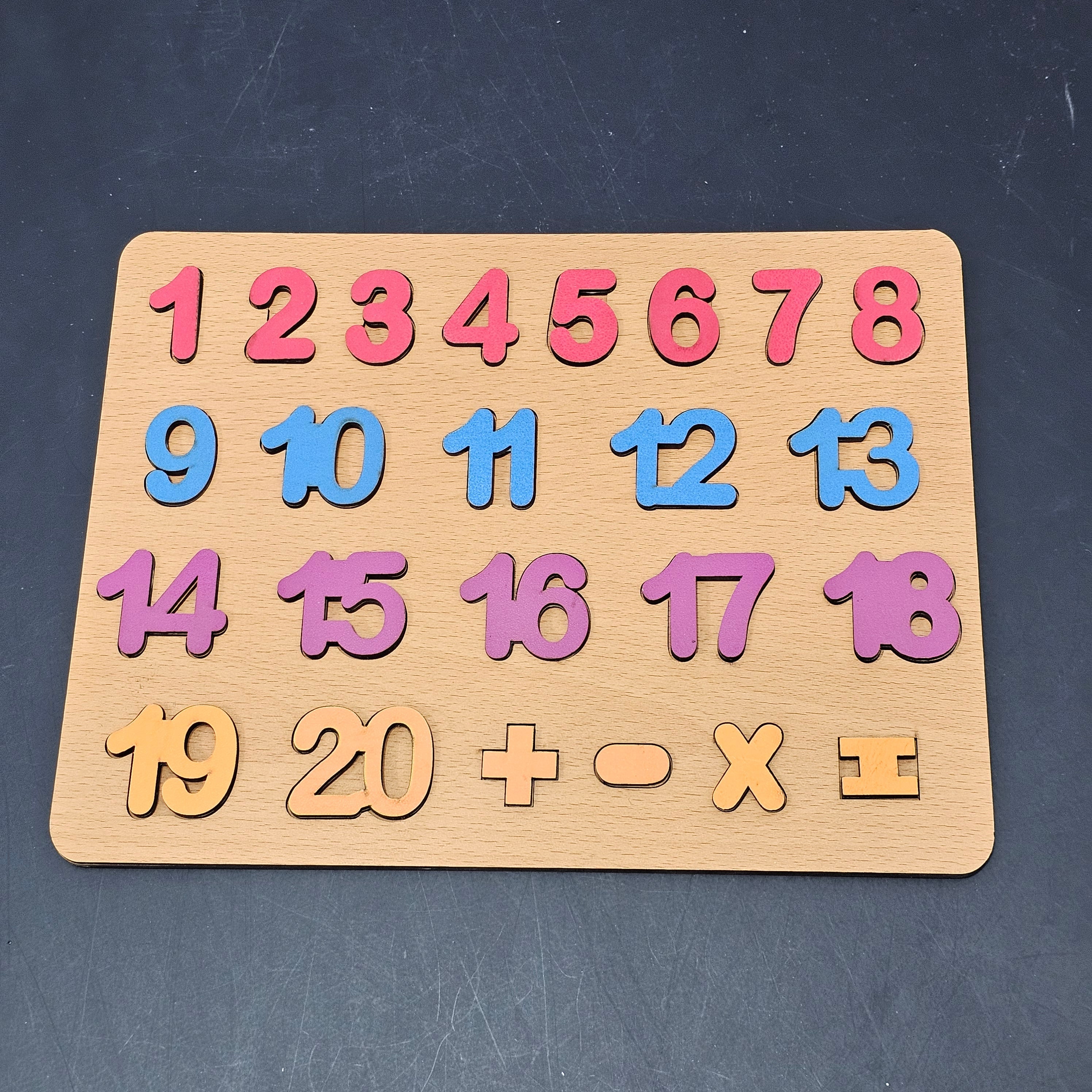 Tabla de conteo de madera – Juguete de aprendizaje de matemáticas Montessori | Bacha Toys